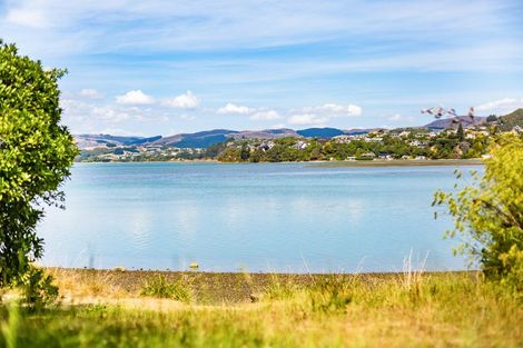 Photo of property in 64a Mana View Road, Paremata, Porirua, 5026