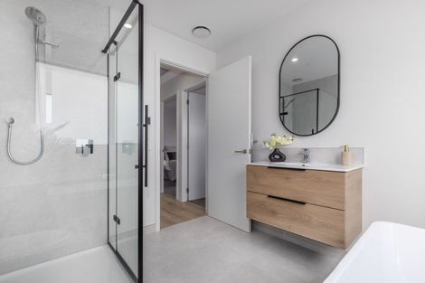 Photo of property in 6 Okupe Grove, Aotea, Porirua, 5024