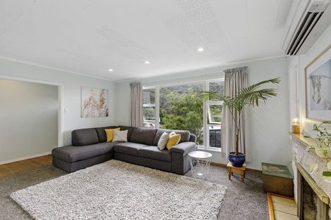 Photo of property in 14 Willcox Grove, Naenae, Lower Hutt, 5011