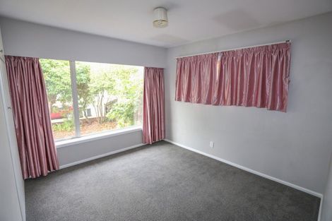 Photo of property in 43 Burnside Crescent, Burnside, Christchurch, 8053