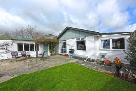 Photo of property in 5 Parera Grove, Heretaunga, Upper Hutt, 5018