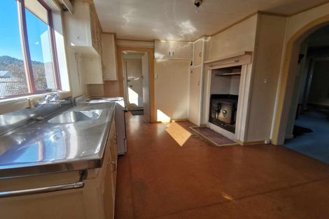 Photo of property in 50 Moorhouse Street, Ross, 7812