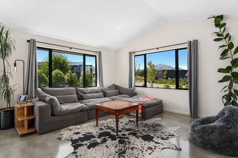 Photo of property in 5 Tahi Street, Albert Town, Wanaka, 9305