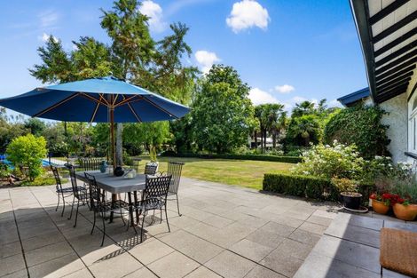 Photo of property in 16 Reynolds Road, Havelock North, 4130