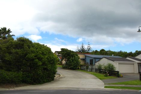 Photo of property in 36 Serene Place, Gulf Harbour, Whangaparaoa, 0930