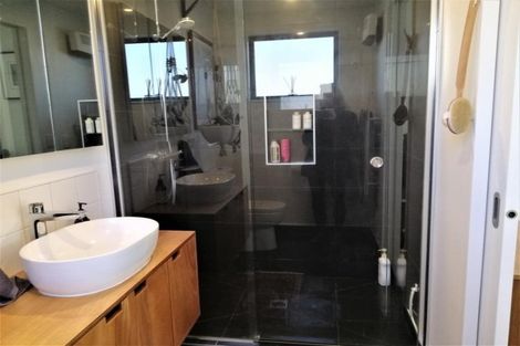 Photo of property in 3 Bellamore Street, Lake Hayes, Queenstown, 9304