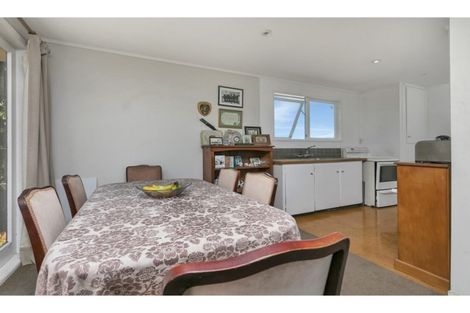Photo of property in 36 Arlette Place, Massey, Auckland, 0614