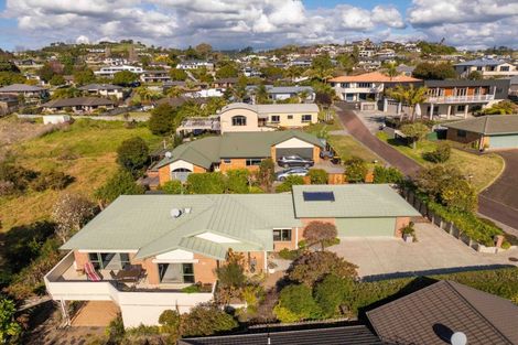 Photo of property in 39 Bayvista Close, Welcome Bay, Tauranga, 3112