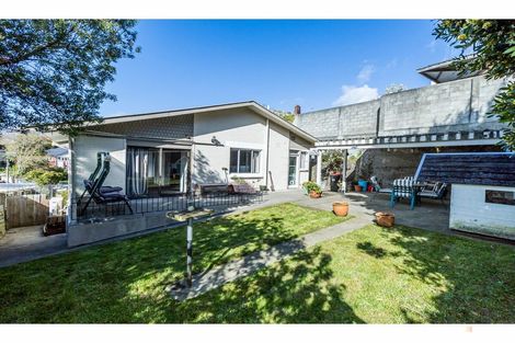 Photo of property in 17 Nelson Terrace, Seaview, Timaru, 7910