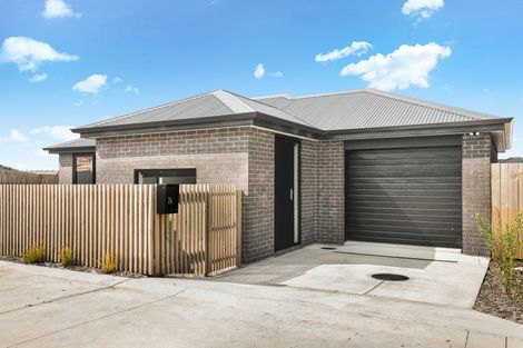 Photo of property in 26 Waruhia Crescent, Rototuna North, 3281