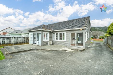 Photo of property in 33 Milne Crescent, Taita, Lower Hutt, 5011