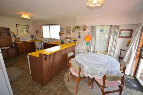 Photo of property in 14 Island View Terrace, Waikanae Beach, Waikanae, 5036