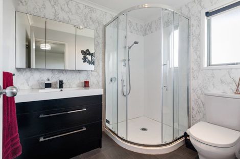 Photo of property in 13 Benson Road, Fairview Downs, Hamilton, 3214