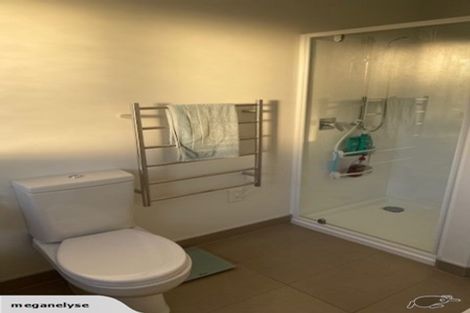 Photo of property in 11a Mangos Place, Pakuranga, Auckland, 2010