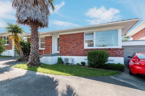 Photo of property in 2/12 Walter Street, Hauraki, Auckland, 0622