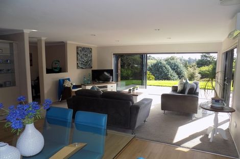 Photo of property in 2 Flight Valley Way, Welcome Bay, Tauranga, 3175