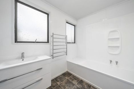 Photo of property in 36 Gardenia Avenue, Bell Block, New Plymouth, 4312