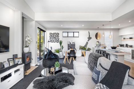 Photo of property in 30 Strauss Drive, Rolleston, 7614