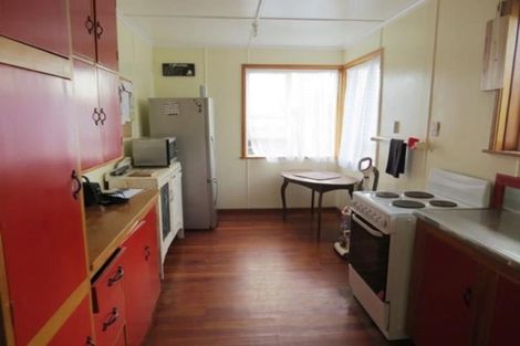 Photo of property in 25 Drake Street, Vogeltown, New Plymouth, 4310