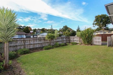 Photo of property in 2 Norfolk Place, Pukete, Hamilton, 3200