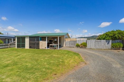 Photo of property in 6 Redwings Close, Whitianga, 3510