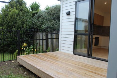 Photo of property in 20b Lendic Avenue, Henderson, Auckland, 0612