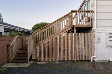 Photo of property in 2/19 Milton Road, Orewa, 0931