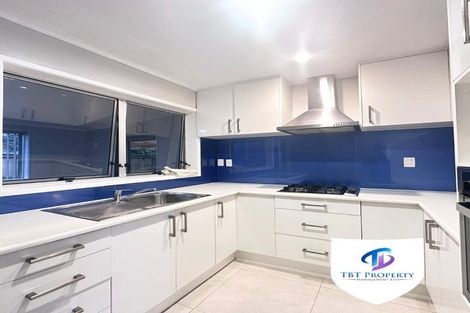 Photo of property in 2/13 Lochinver Road, Papatoetoe, Auckland, 2025