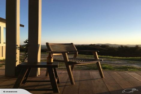 Photo of property in 14 Heipipi Drive, Eskdale, Napier, 4182