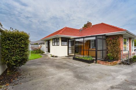 Photo of property in 10 Mappleton Avenue, Burnside, Christchurch, 8053