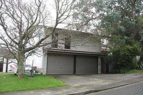 Photo of property in 2 Ramsey Place, Karori, Wellington, 6012