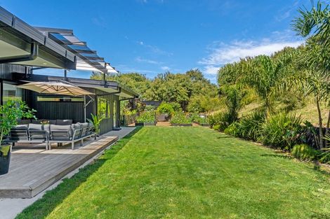 Photo of property in 343 Kanohi Road, Kaukapakapa, 0873