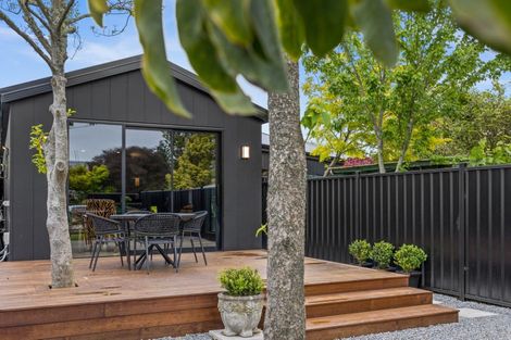 Photo of property in 12a Saint Hill Lane, Havelock North, 4130