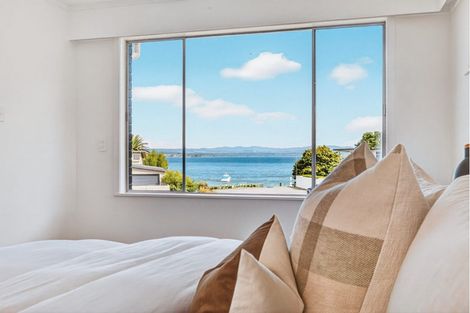 Photo of property in 1 Winston Street, Acacia Bay, Taupo, 3330