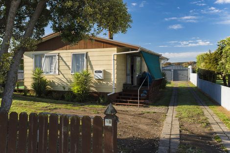 Photo of property in 10 Solander Street, Tolaga Bay, 4077