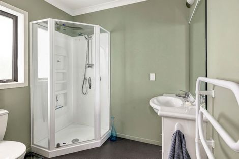 Photo of property in 13 Greenstone Place, Aotea, Porirua, 5024