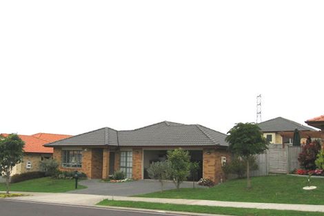 Photo of property in 8 Richfield Crescent, Westgate, Auckland, 0614