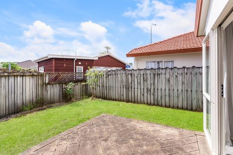 Photo of property in 1/5 Dana Place, Somerville, Auckland, 2014