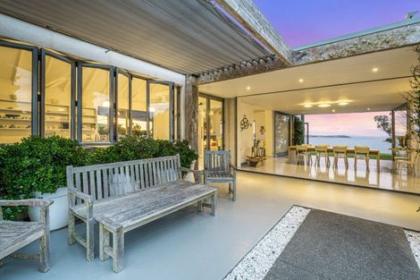 Photo of property in 155 Nick Johnstone Drive, Waiheke Island, 1971