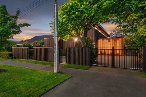 Photo of property in 36 Weka Street, Fendalton, Christchurch, 8041