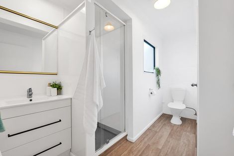 Photo of property in 2/65 Northgate, Strandon, New Plymouth, 4312