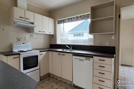 Photo of property in 49 Ngarara Road, Waikanae, 5036