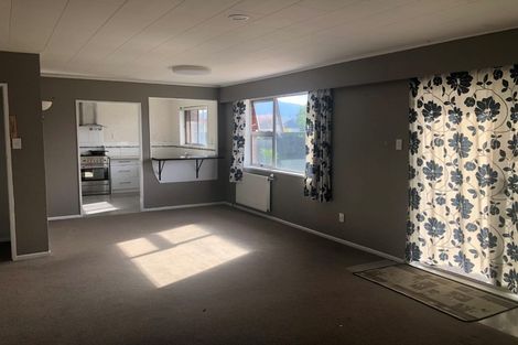 Photo of property in 8a Seddon Street, Glenholme, Rotorua, 3010