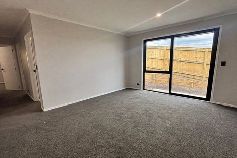 Photo of property in 33 Coptic Terrace, Pokeno, 2402