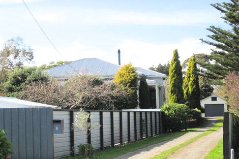 Photo of property in 8 Gonville Avenue, Gonville, Whanganui, 4501