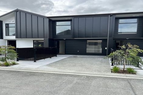 Photo of property in 8 Tuputupu Drive, Kumeu, 0810
