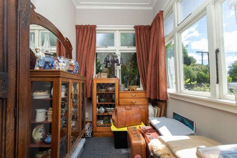 Photo of property in 21 Chamberlain Street, Dannevirke, 4930