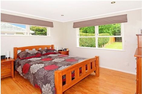Photo of property in 26 Lynden Avenue, Hillcrest, Auckland, 0627