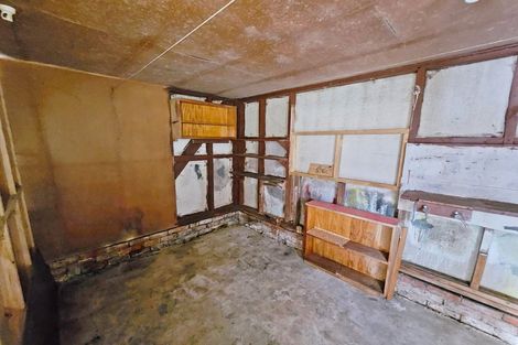 Photo of property in 28 Wilsher Crescent, Henderson, Auckland, 0612