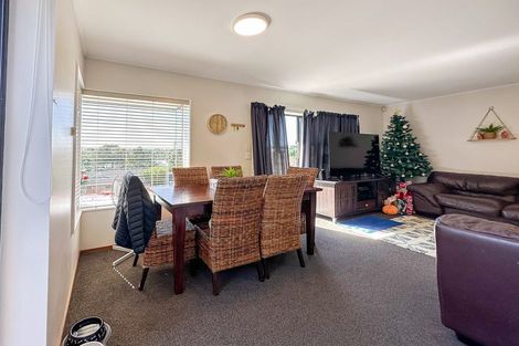 Photo of property in 1/1 Nigel Road, Browns Bay, Auckland, 0630